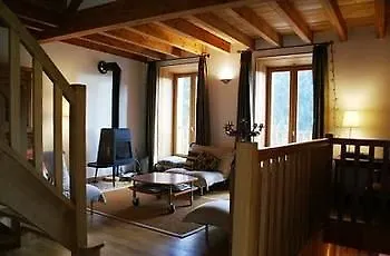 Hotel Chalet Lingayoni *