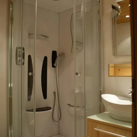 Chalet Lingayoni Hotel