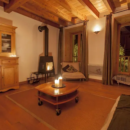Chalet Lingayoni Hotel Oz