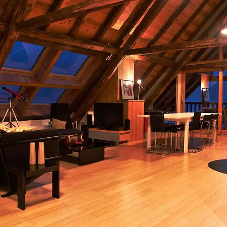 Hotel Chalet Lingayoni *