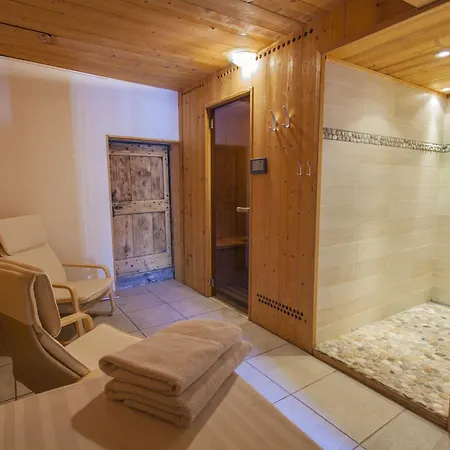 Chalet Lingayoni * Oz